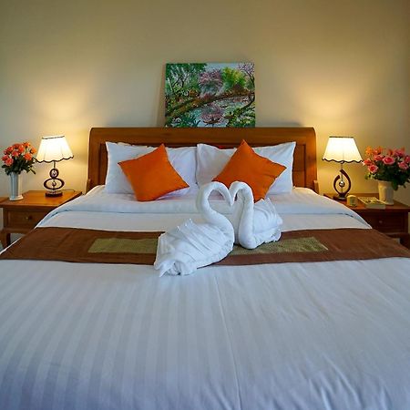 Laph Kham House Aparthotel Chiang Mai Ngoại thất bức ảnh