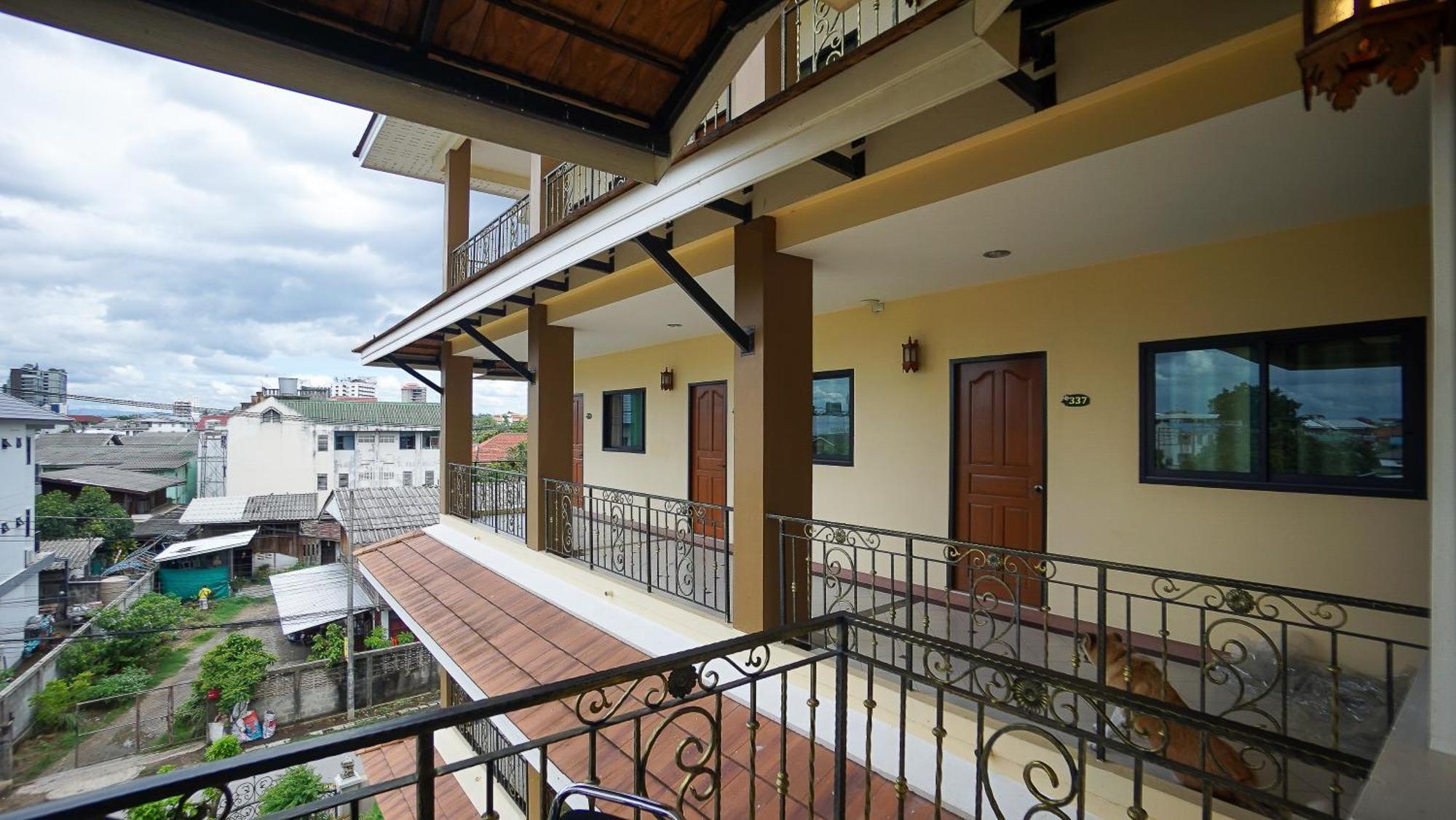 Laph Kham House Aparthotel Chiang Mai Ngoại thất bức ảnh