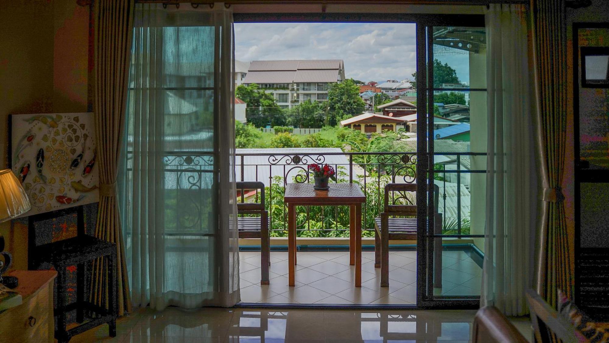 Laph Kham House Aparthotel Chiang Mai Ngoại thất bức ảnh