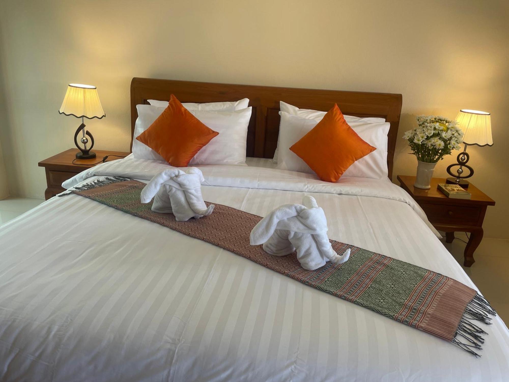Laph Kham House Aparthotel Chiang Mai Ngoại thất bức ảnh