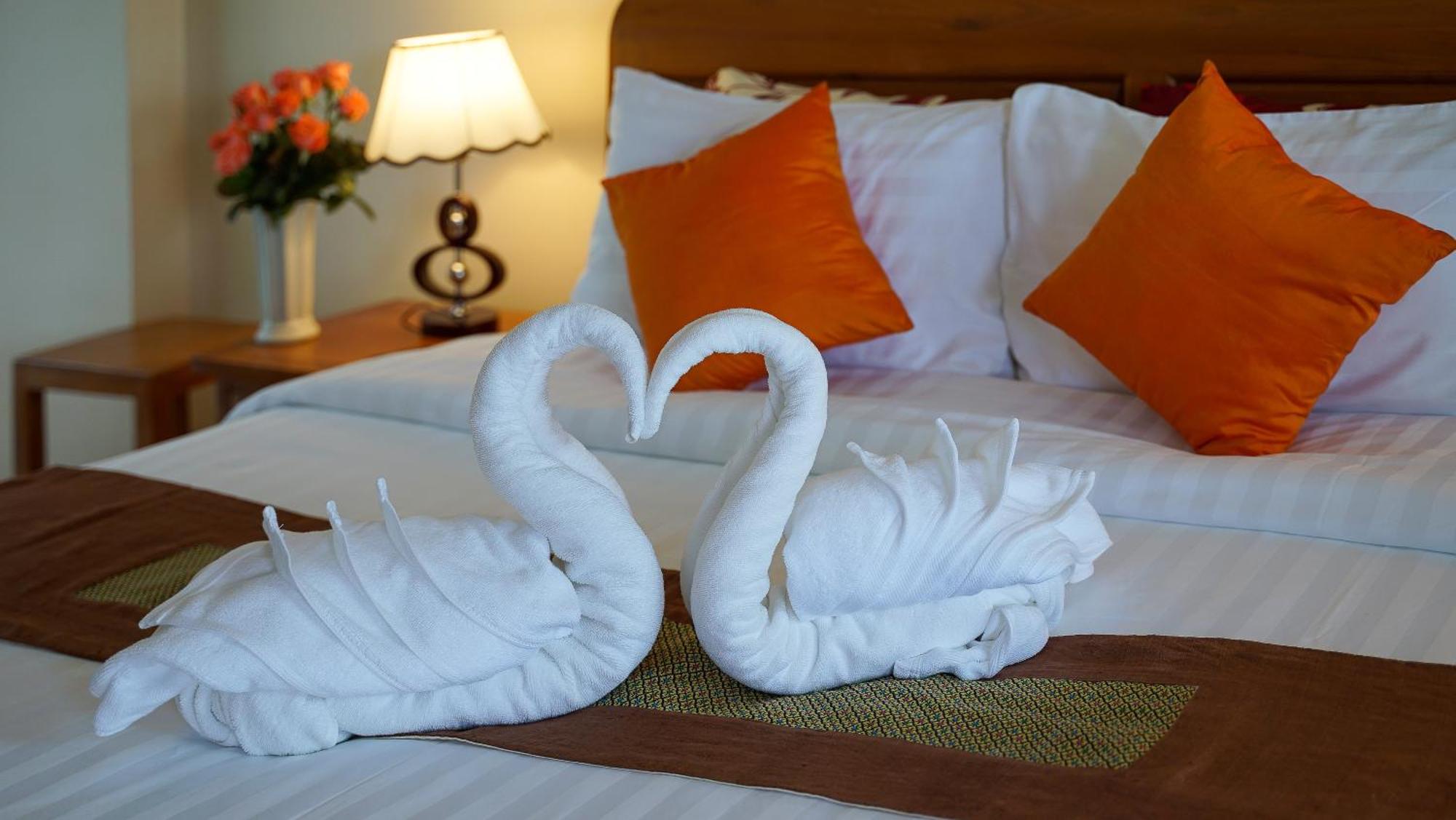 Laph Kham House Aparthotel Chiang Mai Ngoại thất bức ảnh